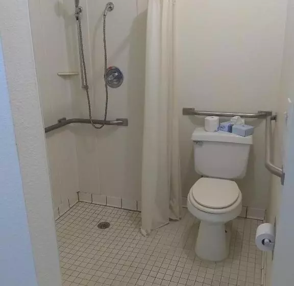 Отель Sioux City Inn