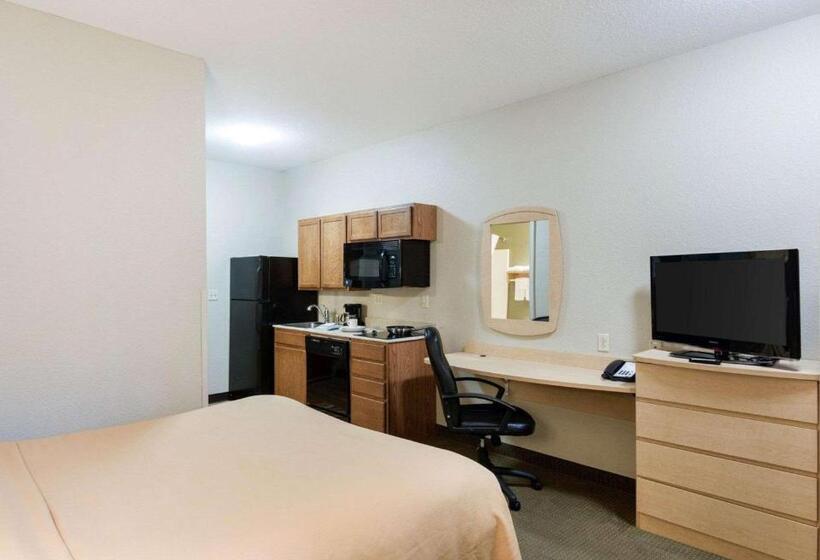 هتل Suburban Studios Morgantown