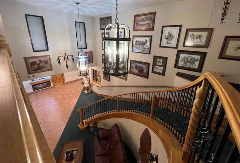 فندق The Snuggle Inn