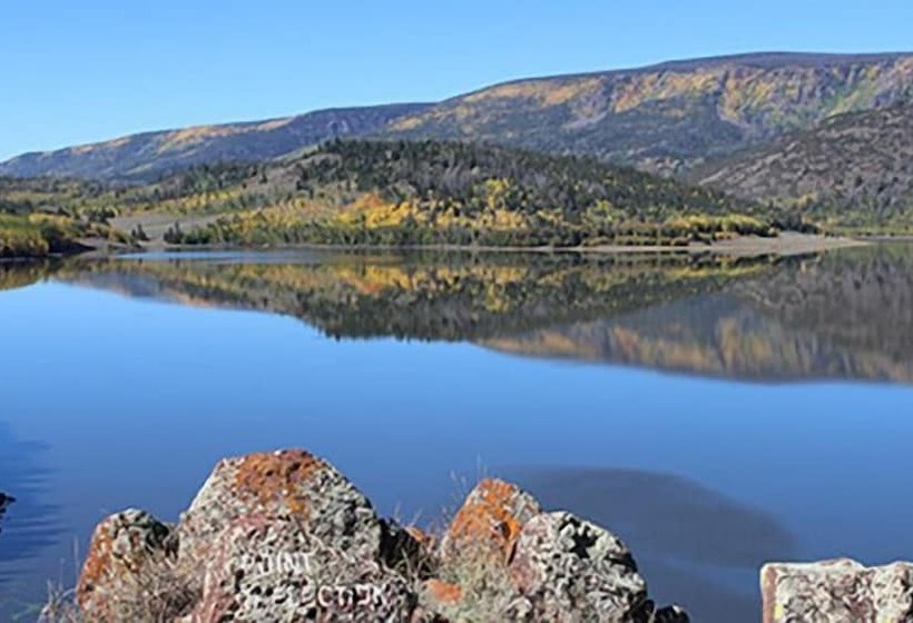 فندق The Snuggle Inn