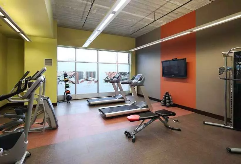 Отель Tulyp, Tapestry Collection By Hilton