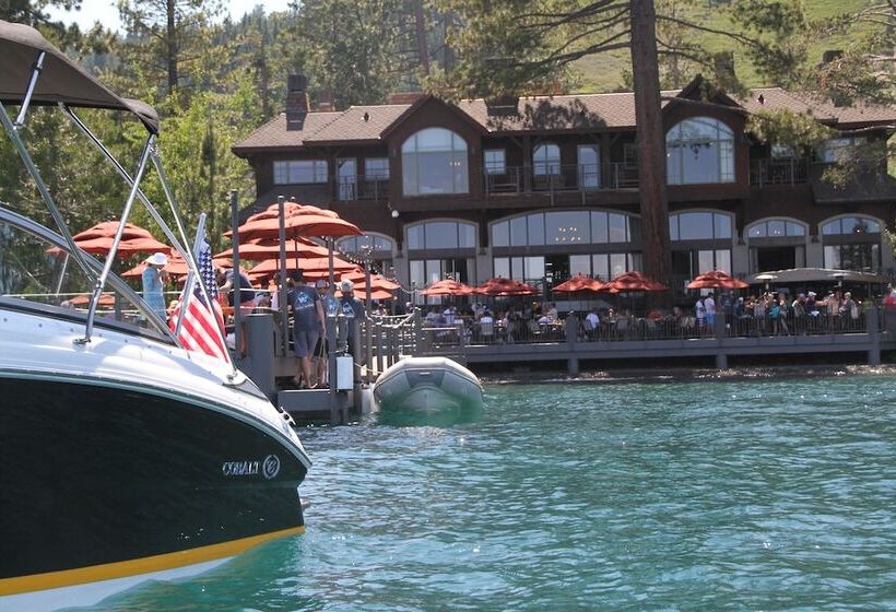 هتل West Shore Cafe And Inn