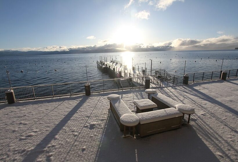 هتل West Shore Cafe And Inn