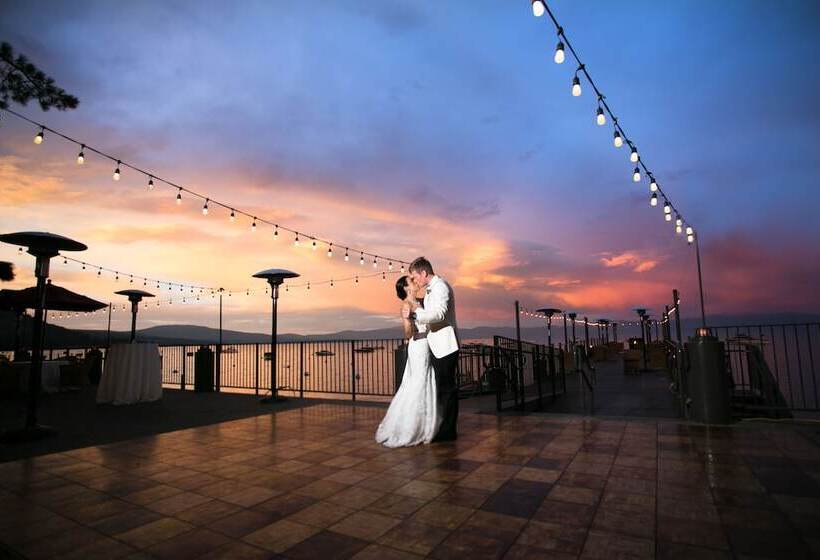 هتل West Shore Cafe And Inn