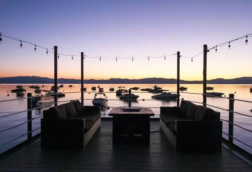 호텔 West Shore Cafe And Inn