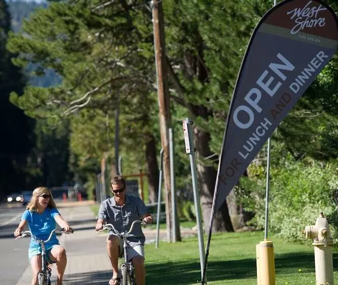 호텔 West Shore Cafe And Inn