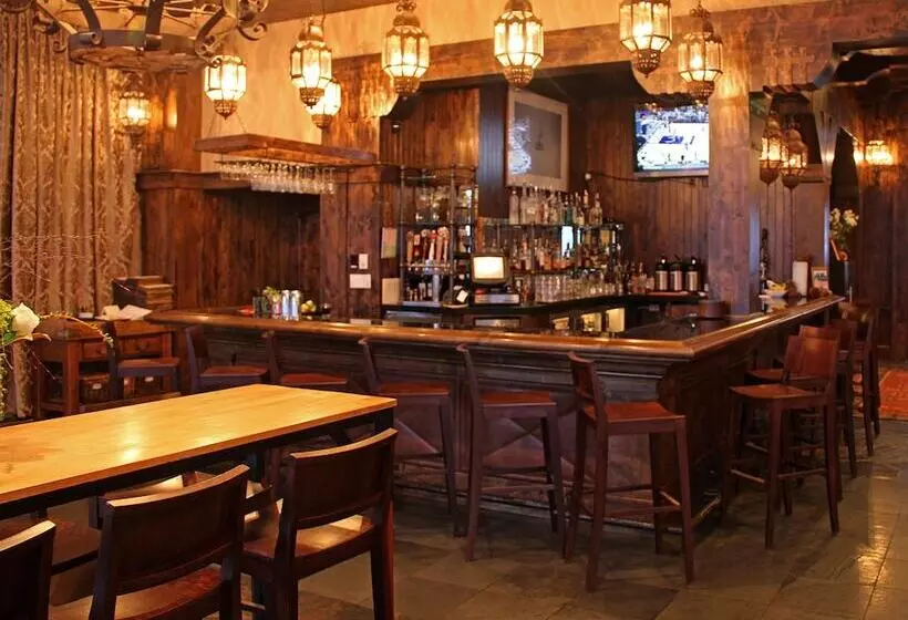 호텔 West Shore Cafe And Inn