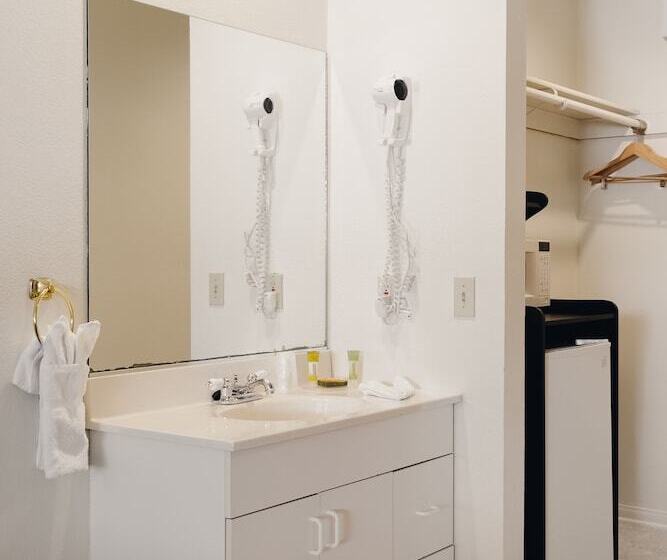 리조트 Vintage Lakeside Inn