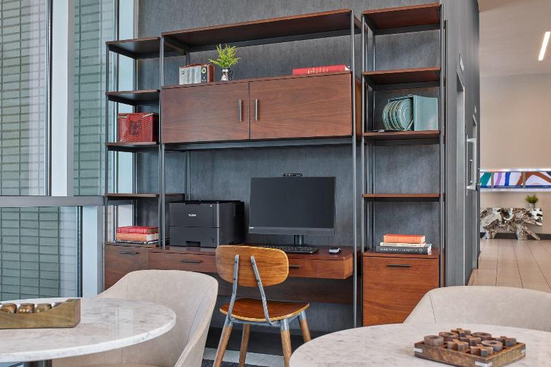 Springhill Suites By Marriott Denver Downtown