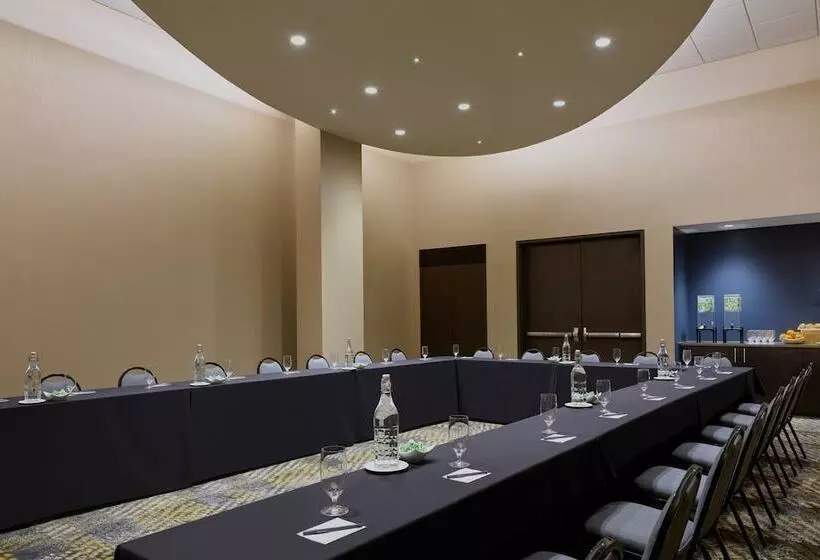 Springhill Suites By Marriott Denver Downtown