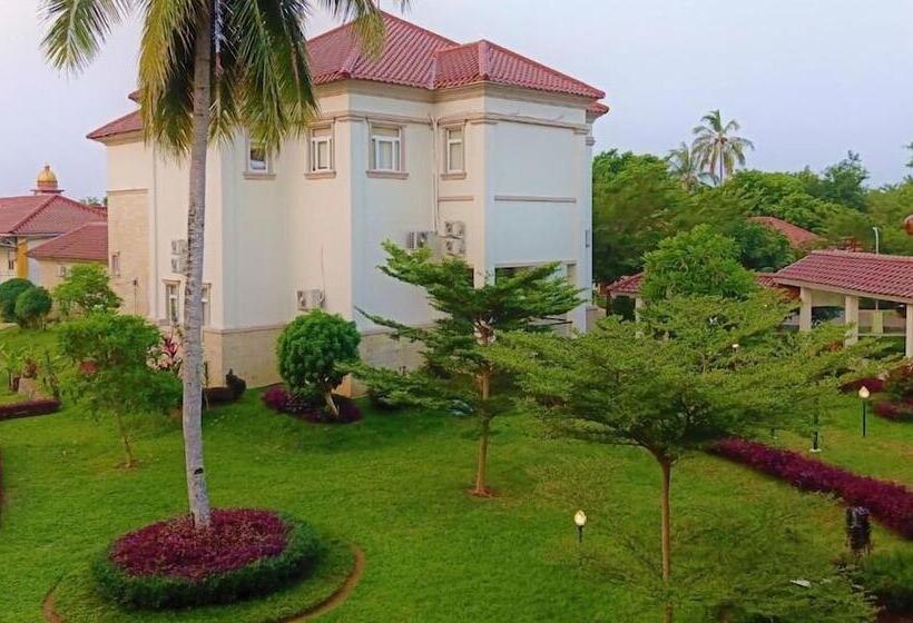 Отель Asoka Resort Banten