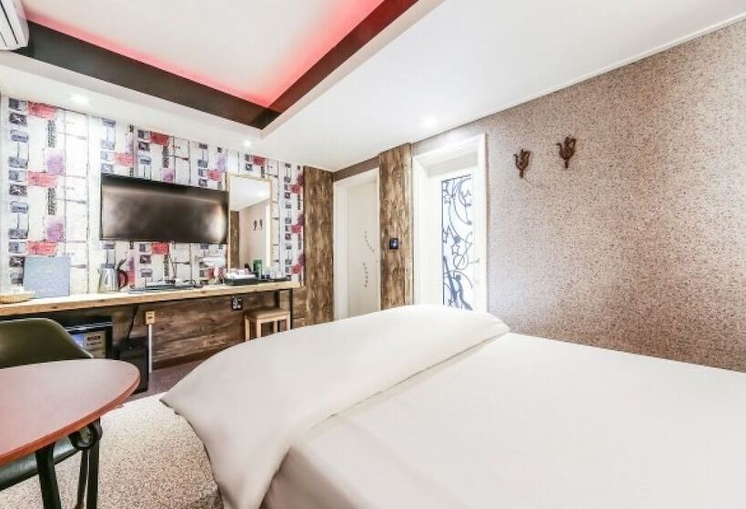 בית מלון כפרי Gyeongsan Healing