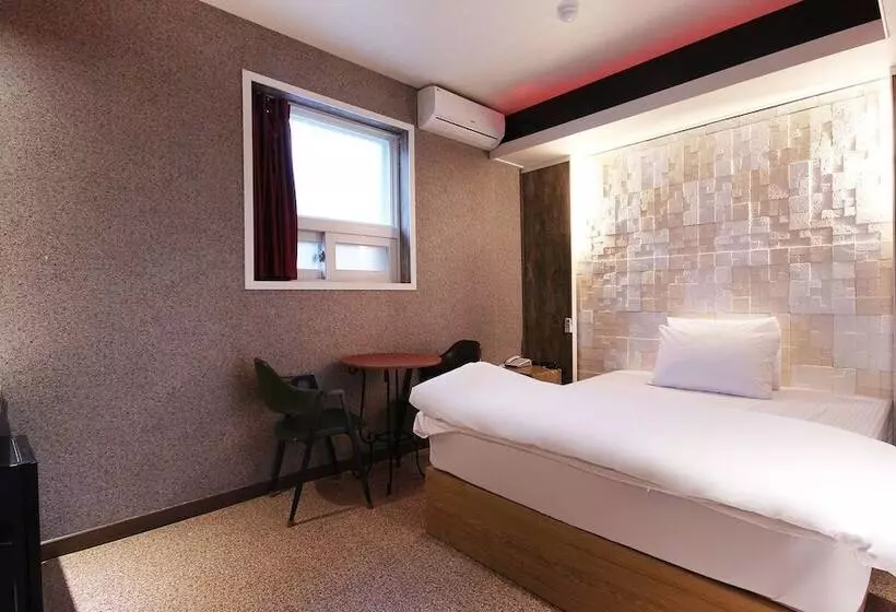 Hotelli Gyeongsan Healing