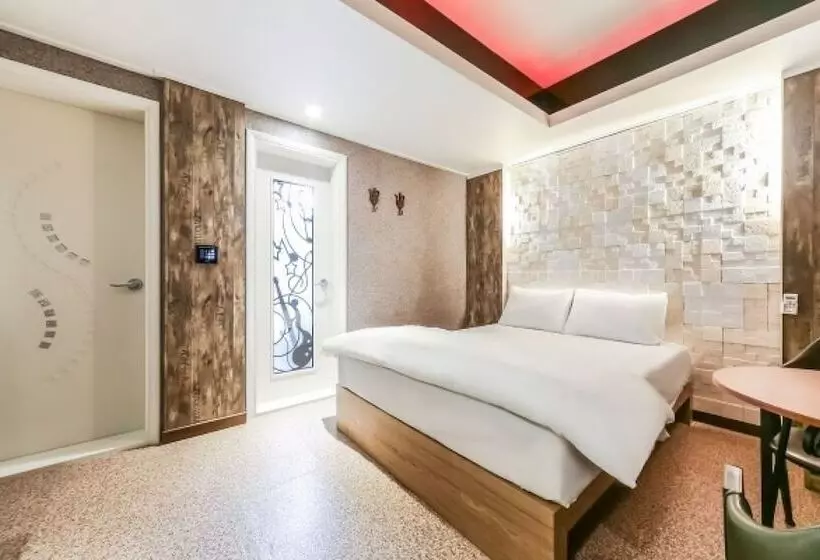 Hotelli Gyeongsan Healing