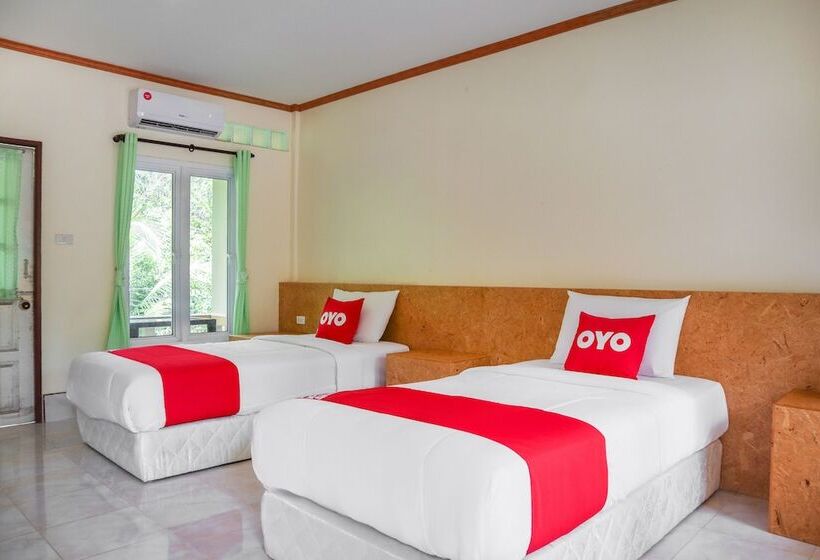 酒店 View Pruksa Resort By Oyo Rooms