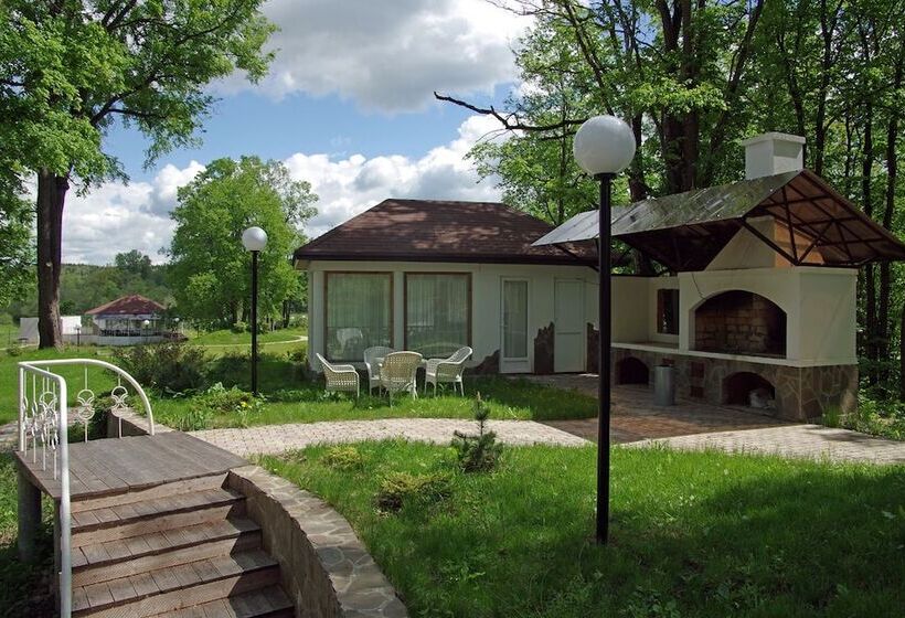 فندق Vishnevyi Sad