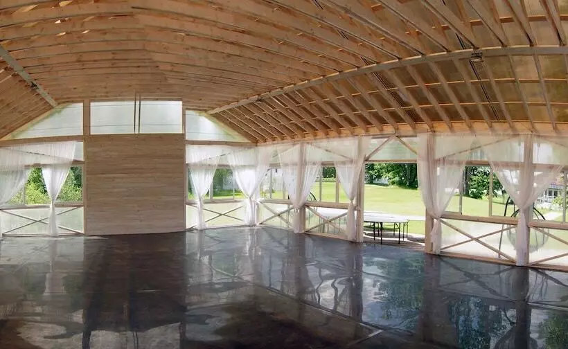 Hotelli Vishnevyi Sad