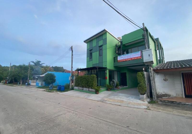 Panzió N&n House Laem Hin