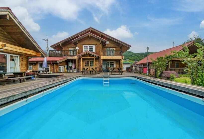 Пансион Youngwol Your Castle Bed And Breakfast