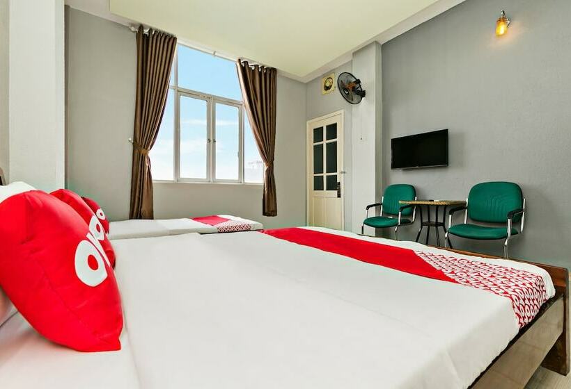 An An Hotel By Oyo Rooms