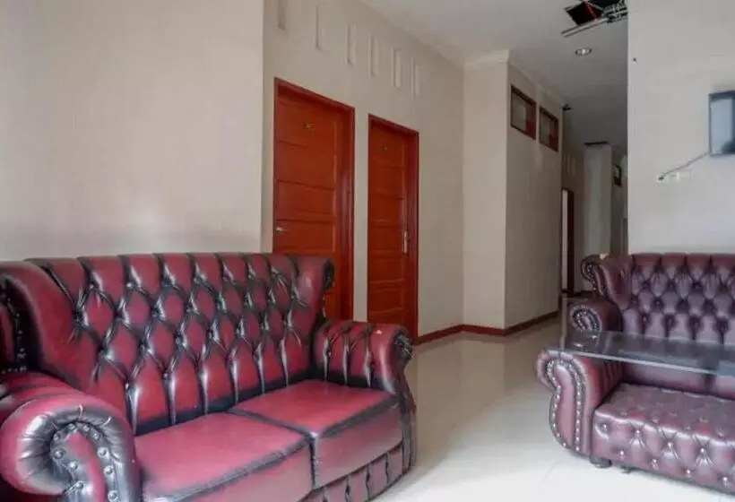 Hotelli Reddoorz At Makale Tana Toraja