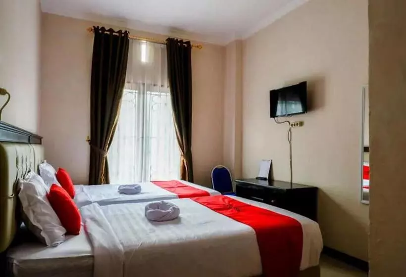 Hotelli Reddoorz At Makale Tana Toraja