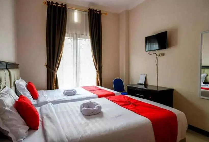 Hotelli Reddoorz At Makale Tana Toraja