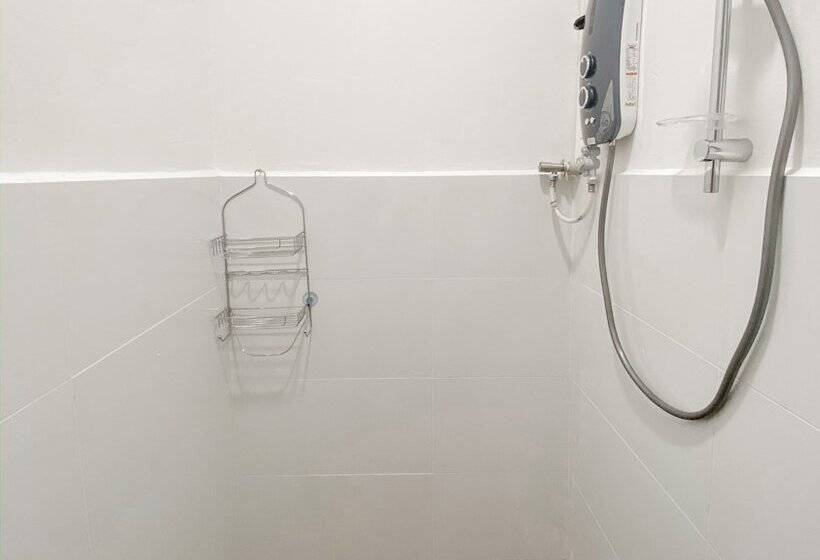 Sarang Hostel Kota Kinabalu