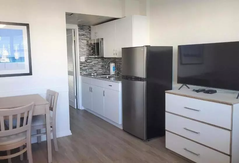 Esplanade Suites   A Sundance Vacations Property