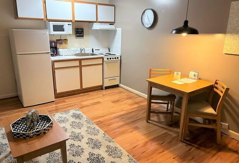 ホテル Affordable Corporate Suites Of Overland Drive