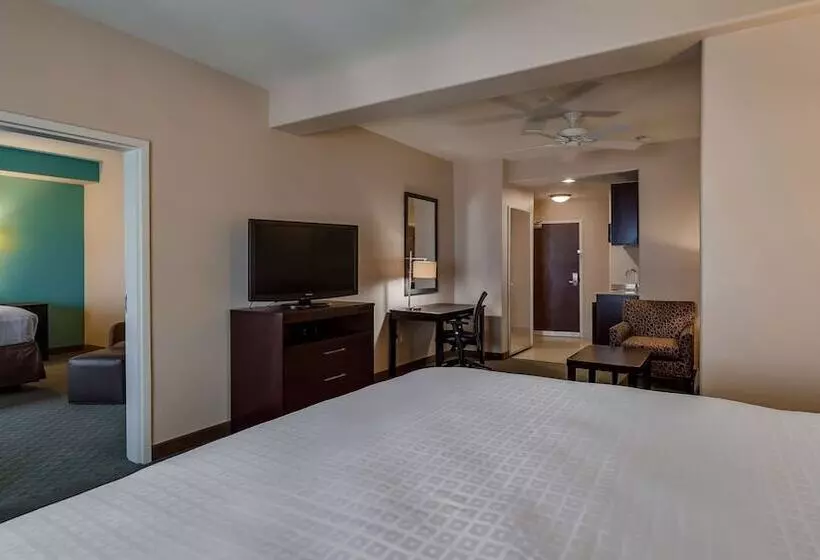 هتل Best Western Plus Midland Suites