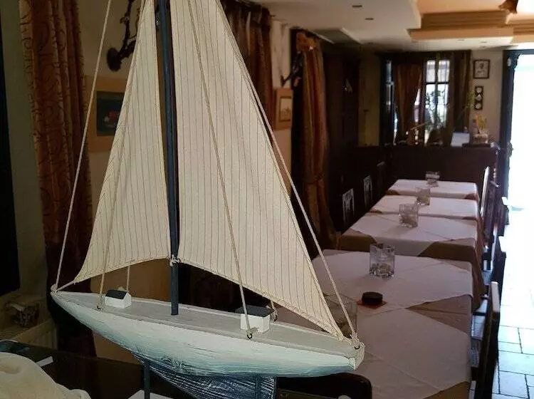 酒店 Epavlis Boutique Galaxidi