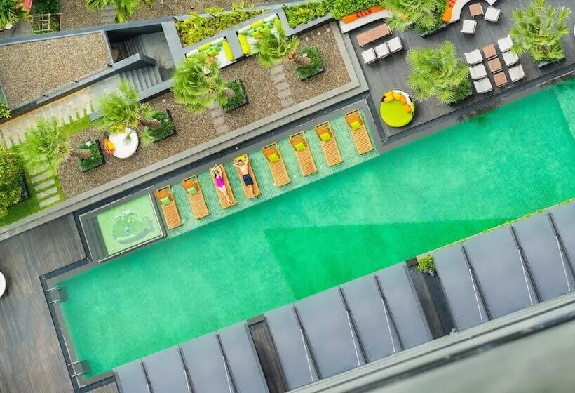 Holiday Inn Bangkok Sukhumvit, An Ihg