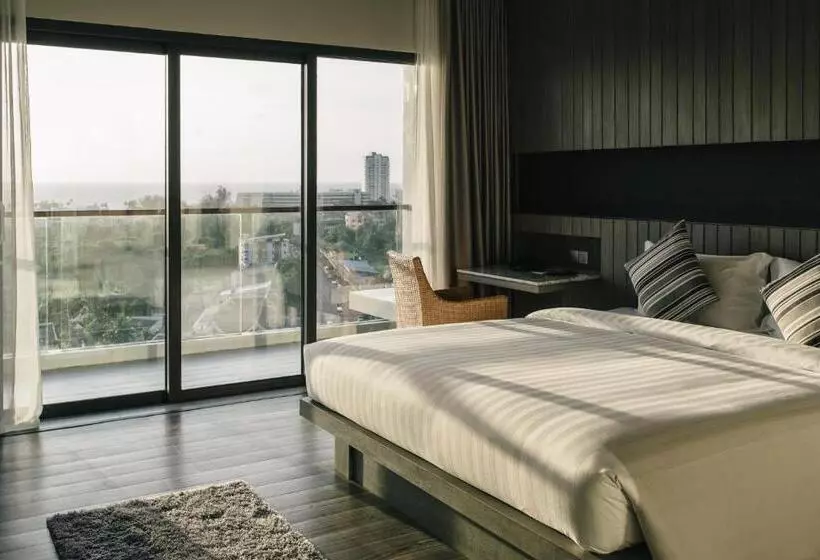 ホテル Ikon Phuket   Sha Extra Plus