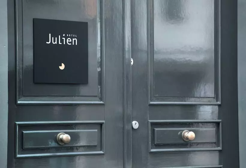 هتل Julien