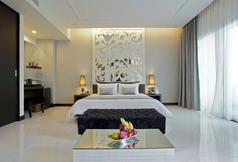 Hotel Long Beach Pavilion