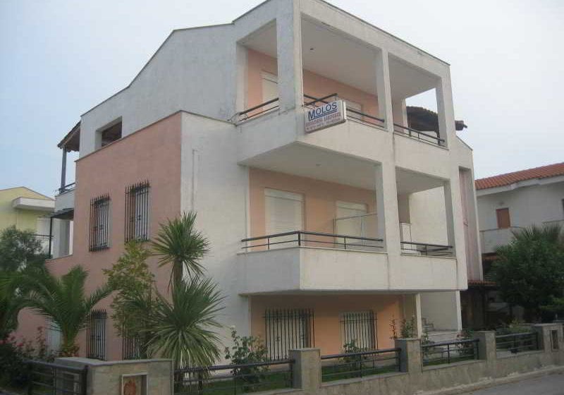 ホテル Molos Apartments