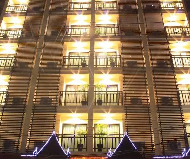 ホテル Patong Hemingway S