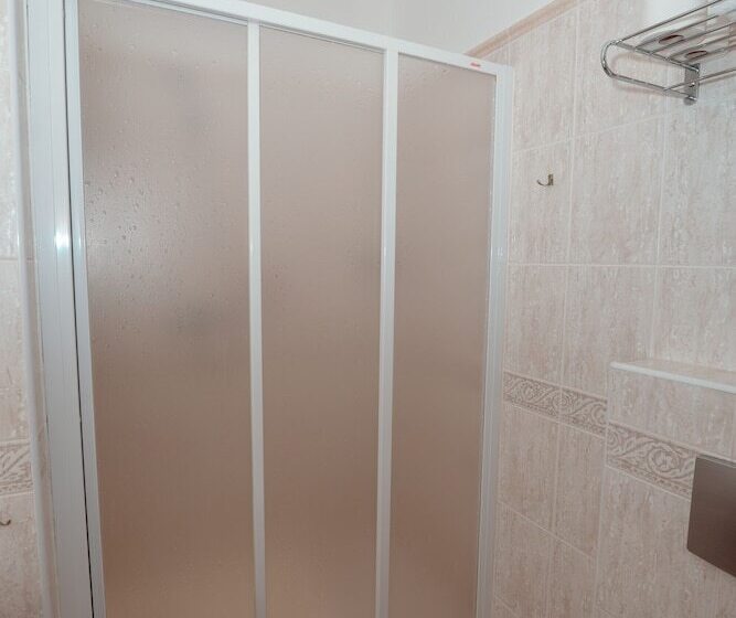 فندق Penzion Fan