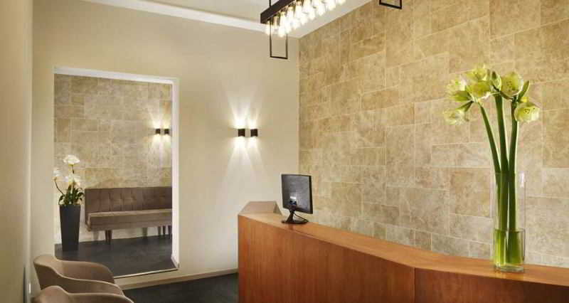 هتل Piazza Del Gesu Luxury Suites