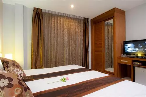 호텔 Rama Kata Beach