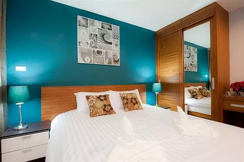 호텔 Rama Kata Beach