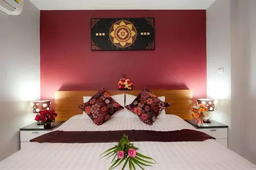 호텔 Rama Kata Beach