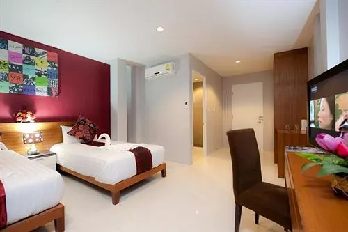 호텔 Rama Kata Beach