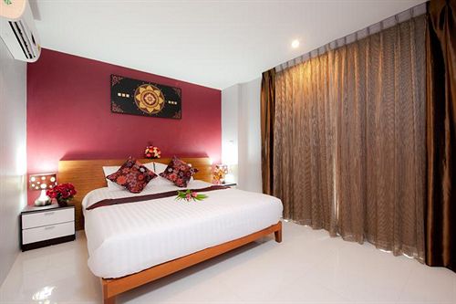 酒店 Rama Kata Beach