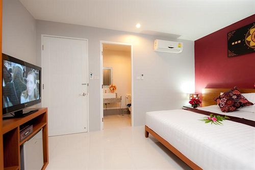 酒店 Rama Kata Beach