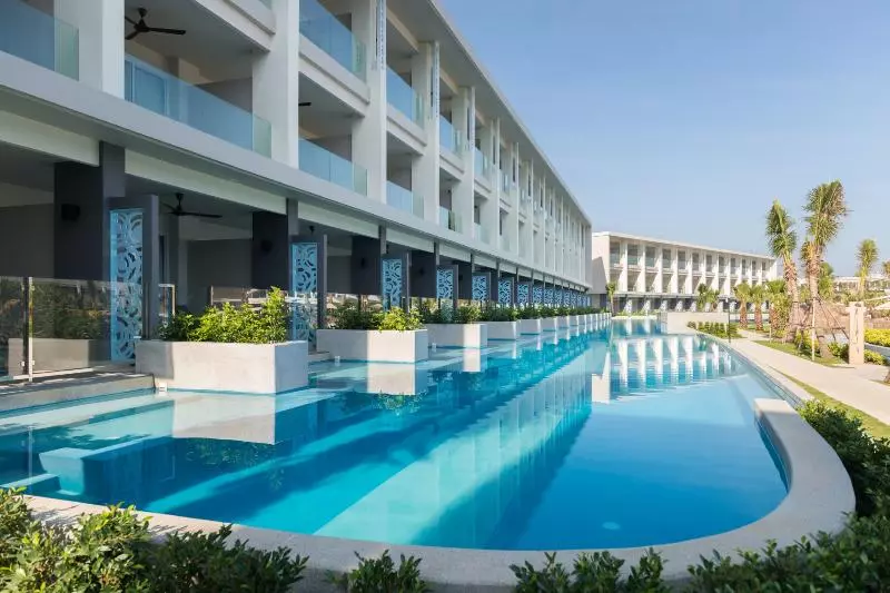 Otel The Sands Khao Lak By Katathani   Sha Extra Plus