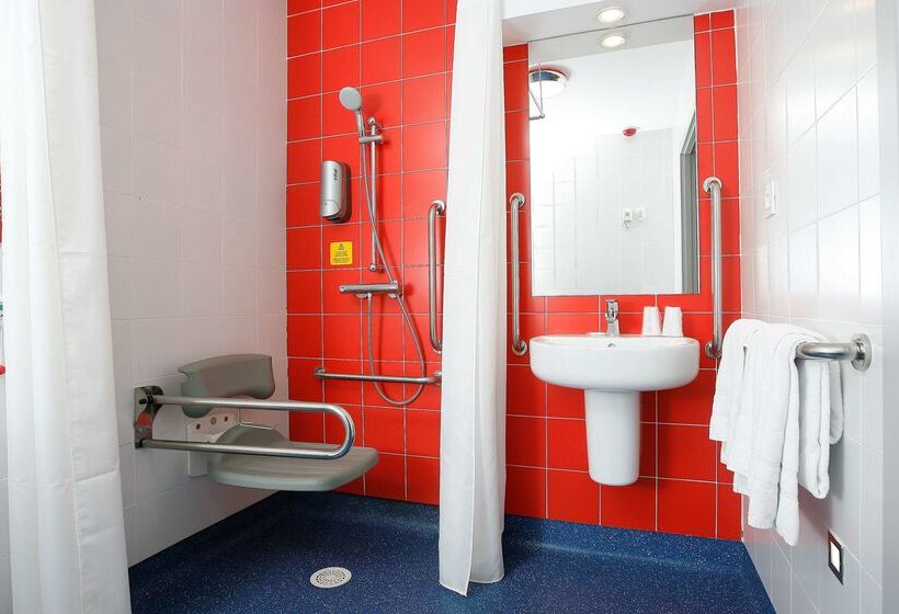 هتل Travelodge Madrid Metropolitano