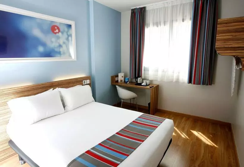 فندق Travelodge Madrid Metropolitano