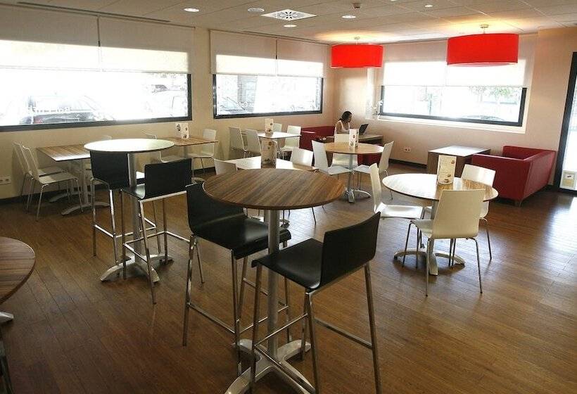 هتل Travelodge Madrid Metropolitano